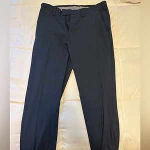 Louis Raphael, 33x32 slacks. Lightly worn!